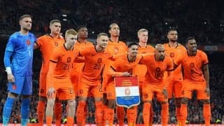 ｢舐めプきた｣オランダ代表がNYタイムズスクエアで集合写真！初戦前の“修学旅行”気分に日本サポから｢いい雰囲気だね｣｢負けてたまるか｣