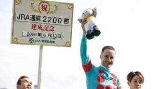 C.ルメール騎手がJRA通算2200勝達成
