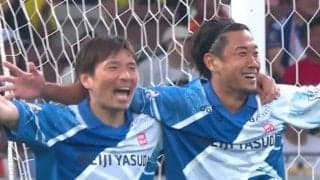 「エモい！」「まさにオールスター」香川真司のスルーパス→乾貴士がフィニッシュ「狭いところで楽しそう」往年のファンタジスタ連携にファン歓喜