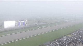 「初めて見た」「地下馬道から出たら…」G1直前のゲリラ豪雨で現地のファンもてんやわんや“異様なざわつき”の一部始終