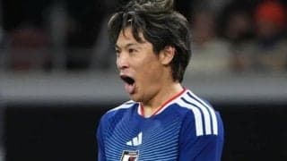 遠藤航からの電話と40時間の長旅。町野修斗が語った前主将の背番号を背負う覚悟【日本代表・知られざる｢背番号6｣のバトン(2)】