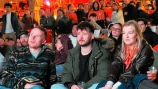 オランダのPV会場、不満げな人も　専門家は監督采配を酷評