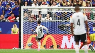 「W杯ですよ？」ドイツ代表FW、目を疑う“衝撃の光景”「よくそんな…」GKをハメた“一瞬のフェイント”… ハヴァーツが“強心臓PK”炸裂