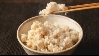 玄米を食べ続けるとどうなる？1週間～1年で体に起こりやすい変化