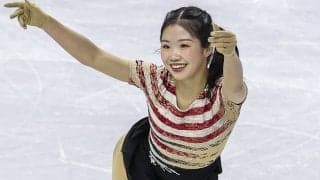 「大号泣でした」18歳フィギュア女子が黒Tシャツ&ミニスカで“感激”…「頂いたパワーをスケートに生かせるよう」
