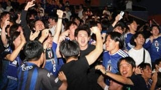 大阪でもパブリックビューイング　400人応援　サッカーW杯