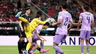 一体、何が？ 韓国代表GKが激昂！「やらかした」「何やってんのよ」味方と接触でまさかの落球→痛恨ミスから失点