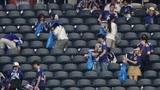 サッカーW杯で注目される日本のゴミ拾い　原点は85年の日韓戦か