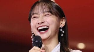 「見てるだけで笑顔になるわ」25歳女優が“素の表情”連発…日本歓喜の4ゴールに大はしゃぎ「かわいすぎるやろ」【W杯】