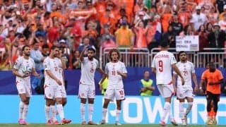 「酷すぎだろ」チュニジア代表MF、開始3分で“衝撃の光景”「終わった」「何してんだよ！」自陣ゴールに“強烈シュート”→あまりに早いオウンゴールに騒然