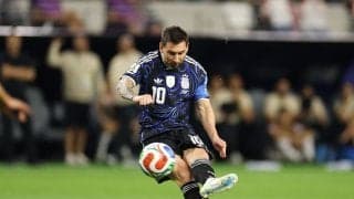 「神の領域を超えた」メッシの“横抜きFK”にSNS衝撃！「ドン引き」「そっち蹴るんかい」W杯史上初の7試合連続ゴール