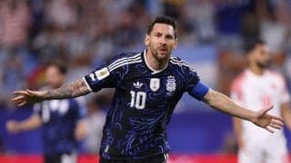 「えっ？こんな簡単に…」メッシの“神業FK”に放送席パニック！「出れば決めるスター」W杯新記録の7試合連続ゴール