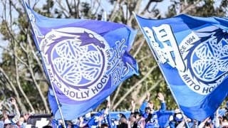 ｢なんか、インテルっぽい｣J1水戸、縦ストライプ回帰“伝統＆革新”の新ユニフォーム発表！｢スイカ柄かな｣｢今季もカッパーくんいるー｣