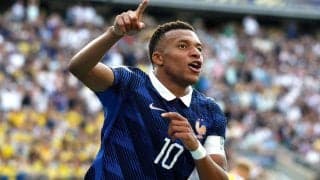 「フランス代表強すぎやろ」日本ファンも“衝撃”…2得点のエムバペに「化け物すぎんだろ！」「チートすぎますw」【W杯】