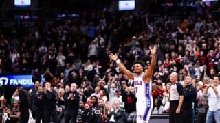 カイル・ラウリーが9シーズンを過ごした古巣ラプターズと1日契約を結んで現役引退へ