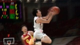 「なんでそれが入る？」日本代表PGが中国翻弄！“魔術師シュート”にSNS驚愕「なんちゅー体勢」「光速だ」【バスケW杯予選】