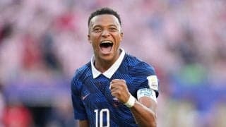 灼熱ピッチでの肉弾戦！苦闘も最後まで冷静だったエムバペとレ・ブルー！南米パラグアイを下してラウンド８へ