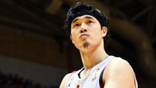 【男子バスケ】渡邊雄太ひとりに責任は負わせない　日韓戦の敗北で考える「世界基準」と「個の力」