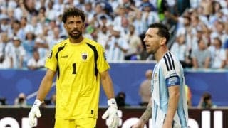 北中米Ｗ杯で大活躍カボベルデGKボジニャにまた勲章、新種の赤いウミウシの名前に採用
