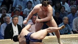 大関復帰狙う安青錦、休場明けの初日白星も左足不安　舞の海氏が推測した「変わり気味」の理由