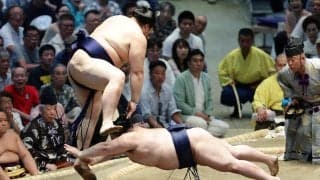 39代木村庄之助が軍配差し違えで進退伺い　「しっかりやるように」と八角理事長に慰留された