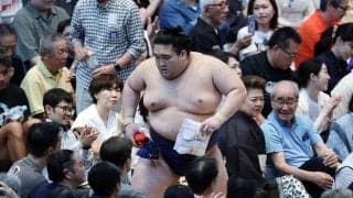 大の里、またも出た悪癖　行司軍配差し違えも「いや、もうダメっすね」本人覚悟通りの3敗目