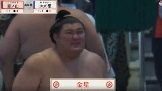 大の里が「めっちゃ飛んだ」 館内騒然…物言いの末、まさかの黒星「勝ったとしてもよくない」横綱らしからぬ取組に苦言も