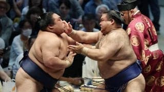 幕内最年長36歳の高安が23歳の藤凌駕に初顔で勝った「若手とやる相撲は刺激になります」