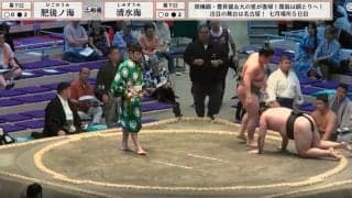 「上、あがんなきゃ！」幕下力士、取組後に“異変”も…救命士へ親方が迅速な指示「無理すんな」館内は激励と安堵の拍手