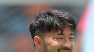 「いいね100万回押したい」日本代表DF菅原由勢と高級車との写真が話題「助手席はタケ？」