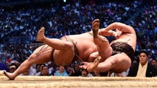43代式守伊之助が伯乃富士－豊昇龍の一番で軍配差し違え　八角理事長に進退伺いを申し出るが慰留