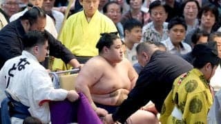 若ノ勝　連勝は５でストップ　藤凌駕に押し倒され右膝負傷で病院直行　湊川親方が落胆「仕方ない。一番いい選択を」