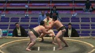 「もう一番取るんかい！」一体、何を？ “異色”の新人力士、取組後に“うっかり”ハプニング 「初々しくてかわいい」ファンほっこり