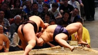 豊昇龍、右ひざにテーピングも「問題ないよ」平戸海に豪快なすくい投げ