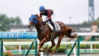 【函館4R】良血ホウオウザロイヤルが初勝利…母は秋華賞馬ブラックエンブレム