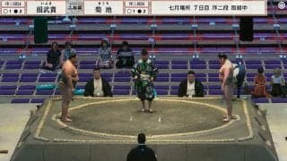 「なんでこんな歩き方w」“クセ強”力士の入場シーンにファン熱視線 カメラが捉えた花道での一コマ「歩き方の癖よw」