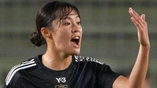 ｢かっこよ｣｢お背中、美しい｣ “元WEリーグのファン・ダイク”なでしこ23歳DF、水着の南国オフショットに反響！｢まるでモデル｣｢相変わらず“いい女”」