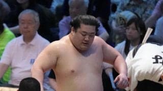 嵐富士が勇み足で初黒星　新十両ストレート給金逃すも「内容は悪くない」連勝７で止まる