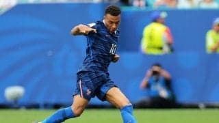 エムバペ２発にSNS騒然「さすがに笑う」ミュラー以来史上４人目の大台　通算得点も単独トップ