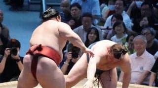 安青錦が１敗守るも左足負傷か　大関復帰まで残り３勝も「足大丈夫か」と心配の声