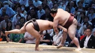２横綱２大関が今場所初めてそろって白星　綱とり霧島１敗守り優勝争いは４人が並ぶ