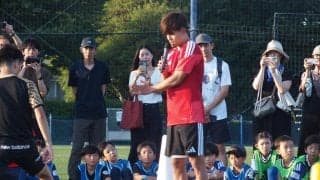久保建英、メッシの異次元プレーは「お化けかと思った」「光って見えた」独自表現で紹介
