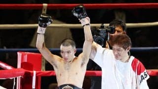 【ボクシング】増田陸「漢をみせろ」大和心トレーナーからゲキ飛ばされ競り勝ち世界王座獲得