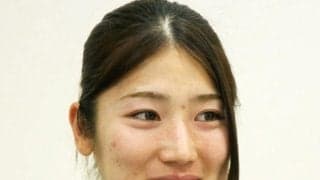 「モデルか！ＣＭこないかな～」美人サッカー選手のノースリ近影に騒然　エクステ外して雰囲気一変の大人コーデ「キュンキュンです」「ヤバい惚れそう」