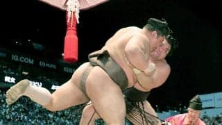 綱とり霧島　勝ち越し決めた！昇進へ逆転狙う　終盤５日間へ自然体貫く「自分の相撲を。あまり考えずに」