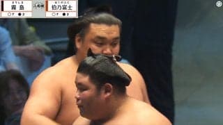 「ああいうのがあると、ちょっとペースが崩れる」伯乃富士、緊迫の立ち合いで珍しい行動 剣翔の指摘に「この駆け引き図太い」ファン驚き