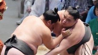 旭富士が５勝目　序ノ口デビューからの連勝は25で止まるも、出直しの白星