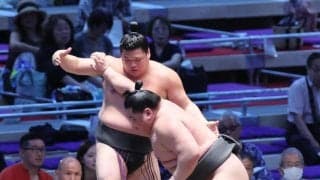 横綱のしこ名継いだ旭富士、連勝記録ストップから再出発星【大相撲】