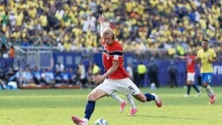 「誰が止めれんねん」魔神ハーランドの“矢のような股抜きショット”がW杯ベストゴール候補入り！ブラジル粉砕に「理不尽すぎる」