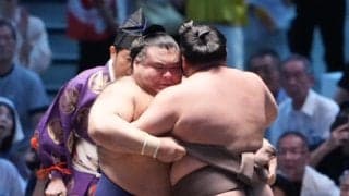 高安が２敗守る「けがだけはしたくない」終盤戦へ淡々「明日勝って２桁いきたい」